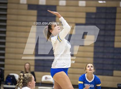 Thumbnail 3 in East Ridge @ Wayzata photogallery.