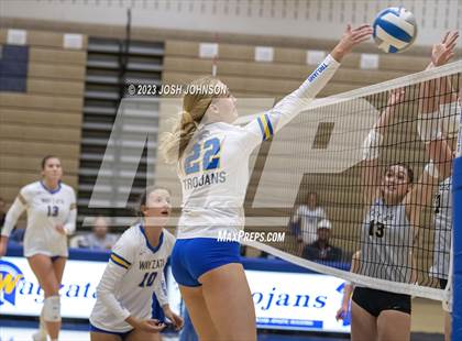 Thumbnail 1 in East Ridge @ Wayzata photogallery.
