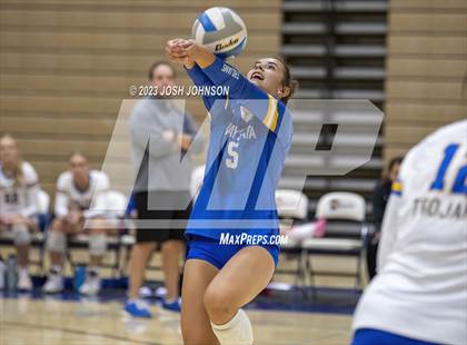 Thumbnail 2 in East Ridge @ Wayzata photogallery.