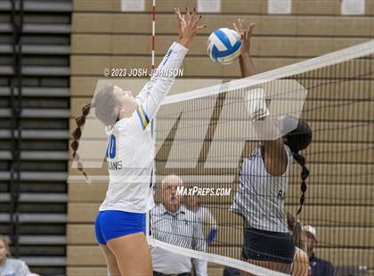 Thumbnail 3 in East Ridge @ Wayzata photogallery.