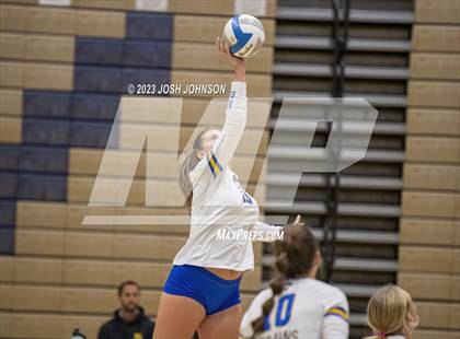 Thumbnail 2 in East Ridge @ Wayzata photogallery.