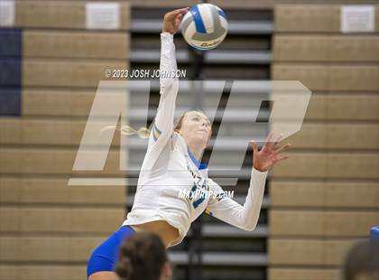 Thumbnail 2 in East Ridge @ Wayzata photogallery.