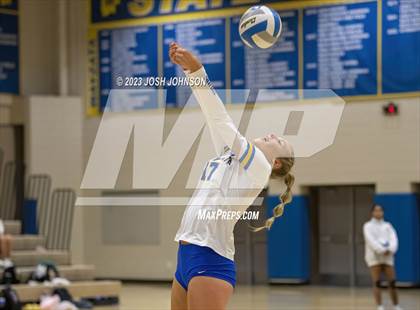 Thumbnail 1 in East Ridge @ Wayzata photogallery.