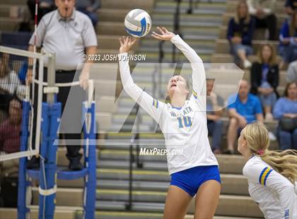 Thumbnail 3 in East Ridge @ Wayzata photogallery.