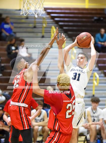 Thumbnail 2 in Chaparral vs. Elsinore (Jared Mandeville Memorial Classic) photogallery.