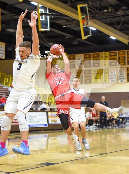 Thumbnail 2 in Chaparral vs. Elsinore (Jared Mandeville Memorial Classic) photogallery.