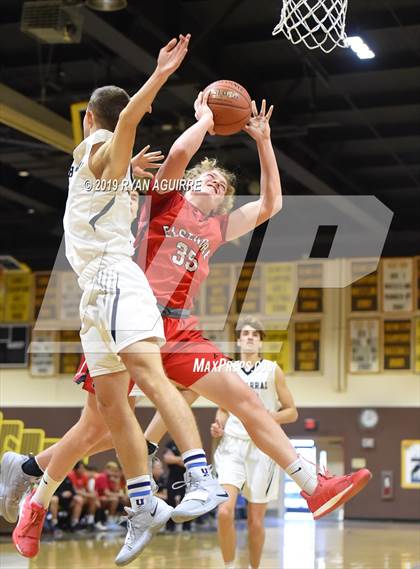 Thumbnail 3 in Chaparral vs. Elsinore (Jared Mandeville Memorial Classic) photogallery.