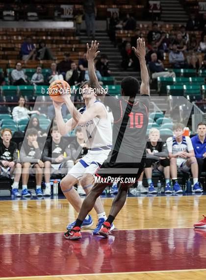 Thumbnail 2 in DSST: Montview vs Resurrection Christian (CHSAA 4A Great 8) photogallery.