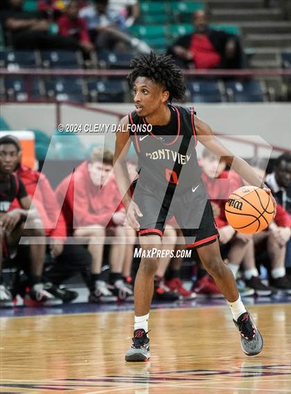 Thumbnail 3 in DSST: Montview vs Resurrection Christian (CHSAA 4A Great 8) photogallery.