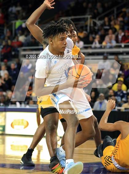 Thumbnail 1 in South Granville vs. Farmville Central (NCHSAA 2A Regional Playoff) photogallery.