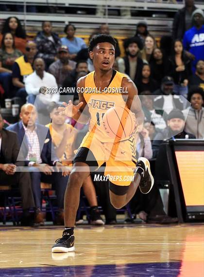 Thumbnail 2 in South Granville vs. Farmville Central (NCHSAA 2A Regional Playoff) photogallery.
