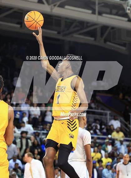 Thumbnail 2 in South Granville vs. Farmville Central (NCHSAA 2A Regional Playoff) photogallery.