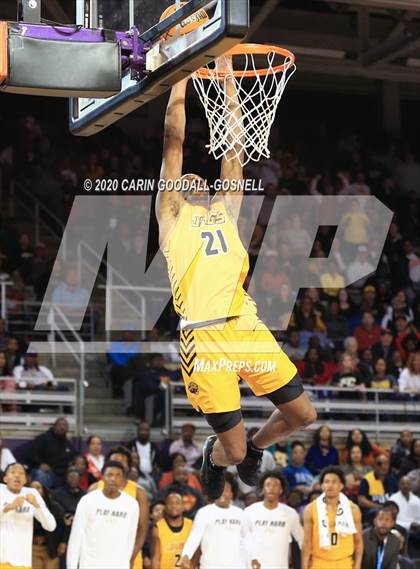 Thumbnail 2 in South Granville vs. Farmville Central (NCHSAA 2A Regional Playoff) photogallery.