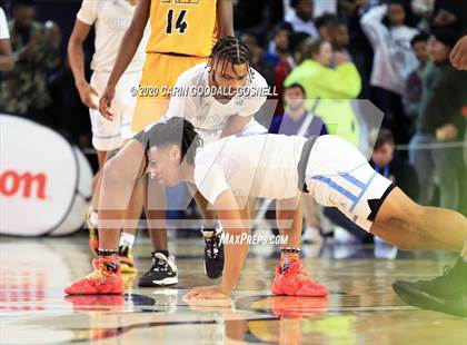 Thumbnail 3 in South Granville vs. Farmville Central (NCHSAA 2A Regional Playoff) photogallery.