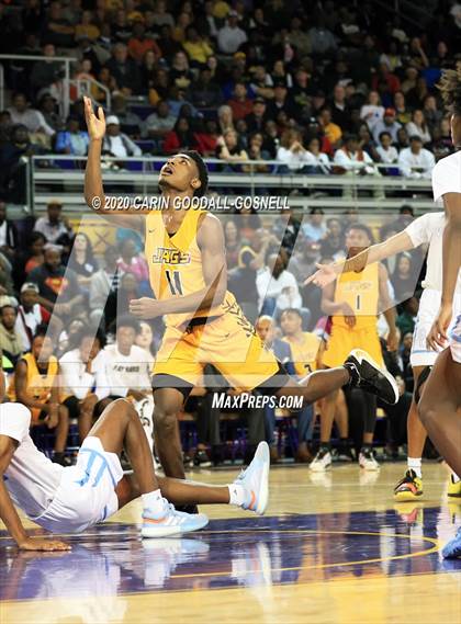 Thumbnail 3 in South Granville vs. Farmville Central (NCHSAA 2A Regional Playoff) photogallery.