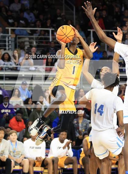 Thumbnail 2 in South Granville vs. Farmville Central (NCHSAA 2A Regional Playoff) photogallery.