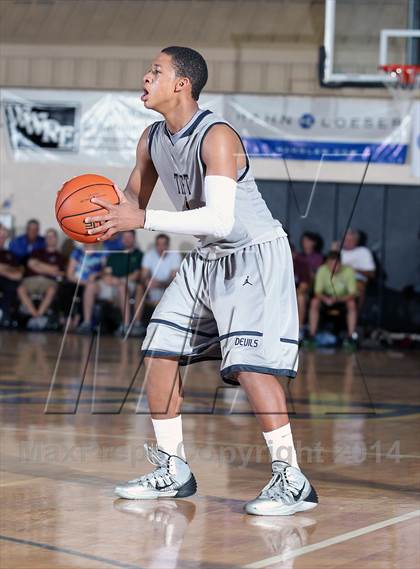 Thumbnail 3 in Lake Highland Prep vs. Tift County (City of Palms Classic) photogallery.