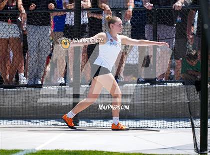 Thumbnail 3 in CHSAA 4A Final (Discus) photogallery.