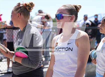 Thumbnail 1 in CHSAA 4A Final (Discus) photogallery.