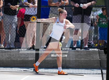 Thumbnail 1 in CHSAA 4A Final (Discus) photogallery.