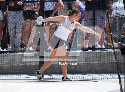Thumbnail 1 in CHSAA 4A Final (Discus) photogallery.