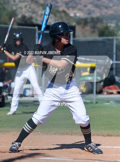 Thumbnail 1 in Nordhoff @ Oak Park photogallery.