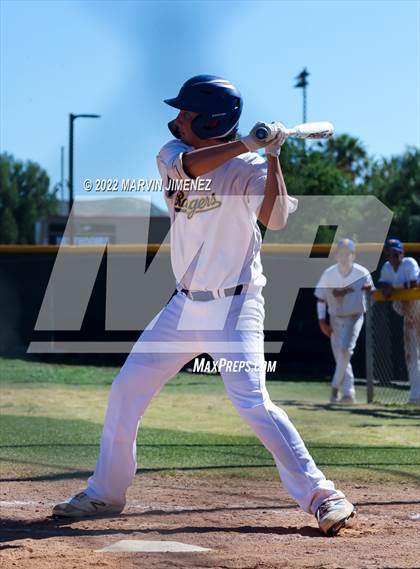 Thumbnail 2 in Nordhoff @ Oak Park photogallery.