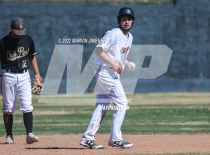 Thumbnail 1 in Nordhoff @ Oak Park photogallery.