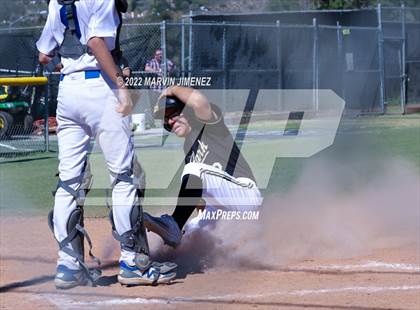 Thumbnail 3 in Nordhoff @ Oak Park photogallery.