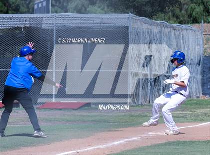 Thumbnail 3 in Nordhoff @ Oak Park photogallery.