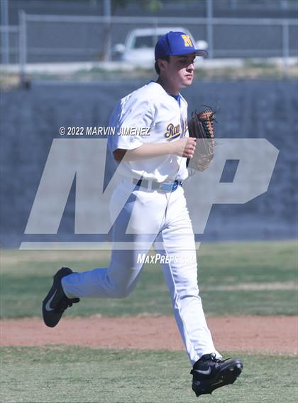 Thumbnail 3 in Nordhoff @ Oak Park photogallery.
