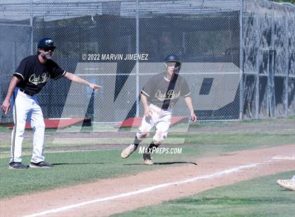 Thumbnail 2 in Nordhoff @ Oak Park photogallery.