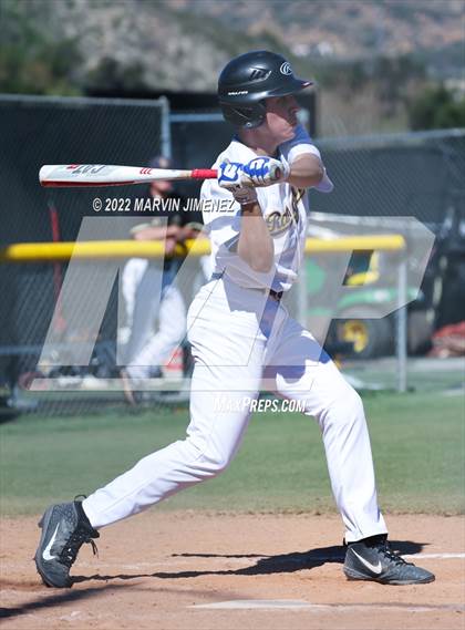 Thumbnail 1 in Nordhoff @ Oak Park photogallery.