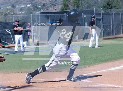 Thumbnail 2 in Nordhoff @ Oak Park photogallery.