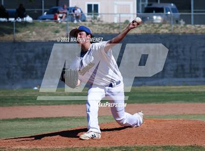 Thumbnail 3 in Nordhoff @ Oak Park photogallery.