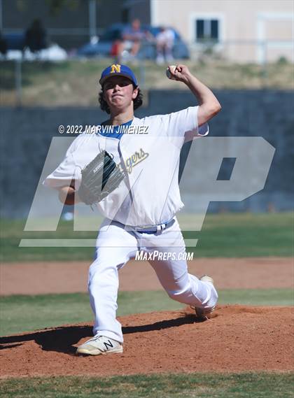Thumbnail 3 in Nordhoff @ Oak Park photogallery.