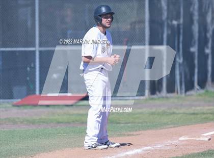 Thumbnail 3 in Nordhoff @ Oak Park photogallery.