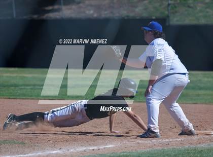 Thumbnail 2 in Nordhoff @ Oak Park photogallery.