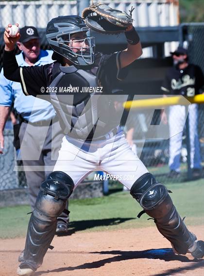 Thumbnail 3 in Nordhoff @ Oak Park photogallery.