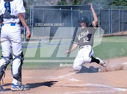 Thumbnail 1 in Nordhoff @ Oak Park photogallery.