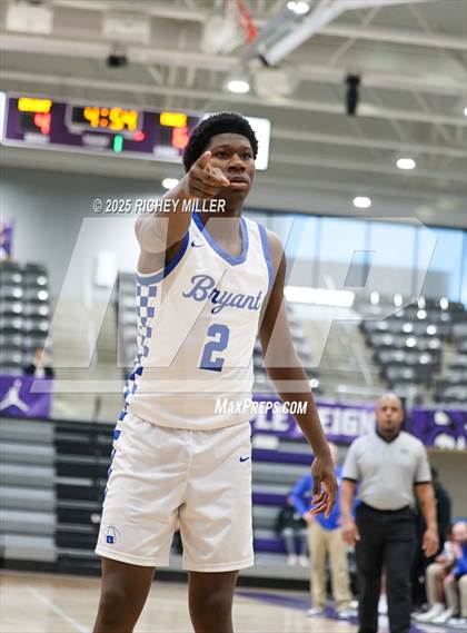 Thumbnail 3 in Maize South vs. Bryant (Hoopin on the Hill) photogallery.