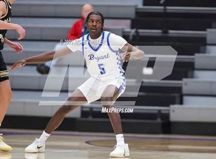 Thumbnail 3 in Maize South vs. Bryant (Hoopin on the Hill) photogallery.