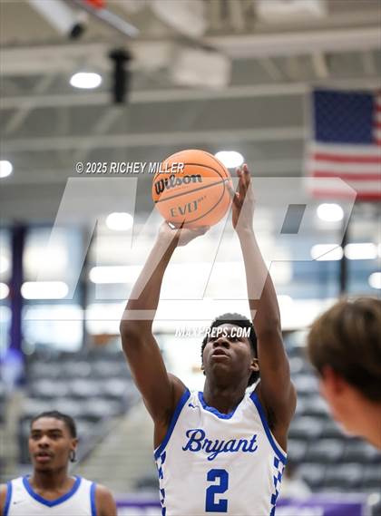 Thumbnail 3 in Maize South vs. Bryant (Hoopin on the Hill) photogallery.