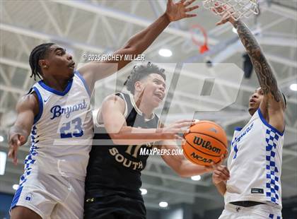 Thumbnail 2 in Maize South vs. Bryant (Hoopin on the Hill) photogallery.