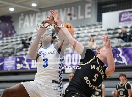 Thumbnail 3 in Maize South vs. Bryant (Hoopin on the Hill) photogallery.