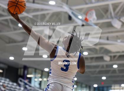 Thumbnail 2 in Maize South vs. Bryant (Hoopin on the Hill) photogallery.