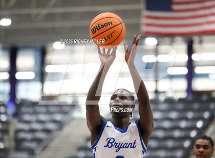 Thumbnail 2 in Maize South vs. Bryant (Hoopin on the Hill) photogallery.