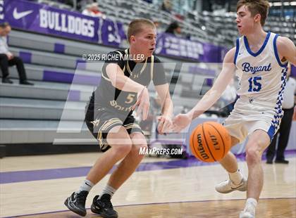 Thumbnail 3 in Maize South vs. Bryant (Hoopin on the Hill) photogallery.