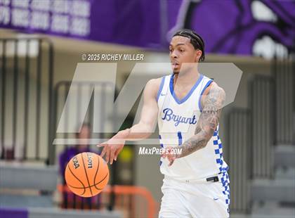 Thumbnail 2 in Maize South vs. Bryant (Hoopin on the Hill) photogallery.