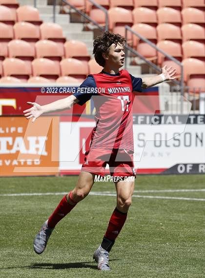Thumbnail 2 in Ridgeline vs. Crimson Cliffs (UHSAA 4A Final) photogallery.